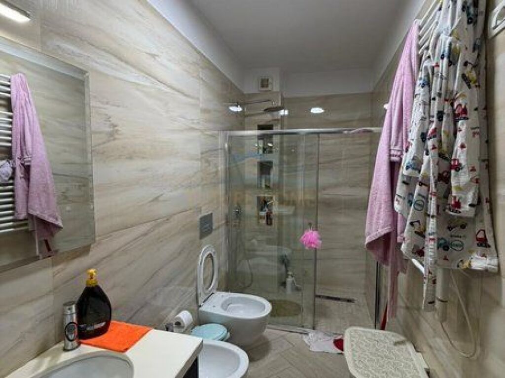 For sale, Apartment 2+1+2, Dry Lake, Tirana