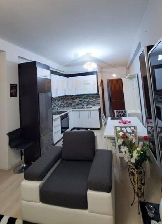 Qera, Apartament 1+1, Fresk, Tiranë.