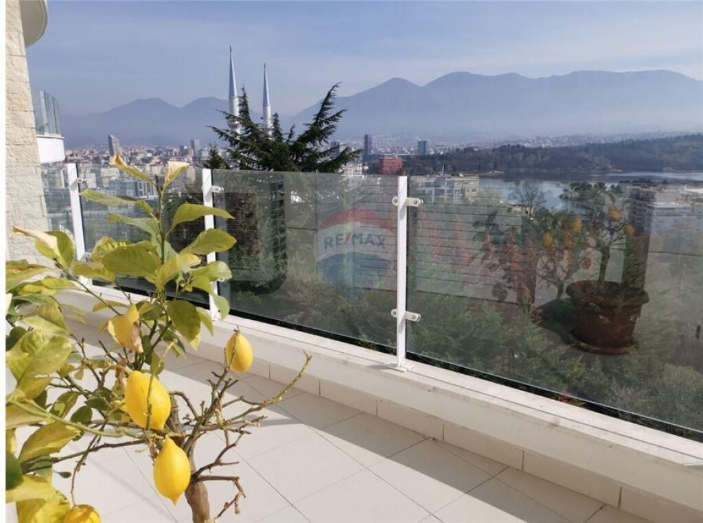 APARTAMENT 2+1 PER QERA TE KOPSHTI BOTANIK, XHAMIA