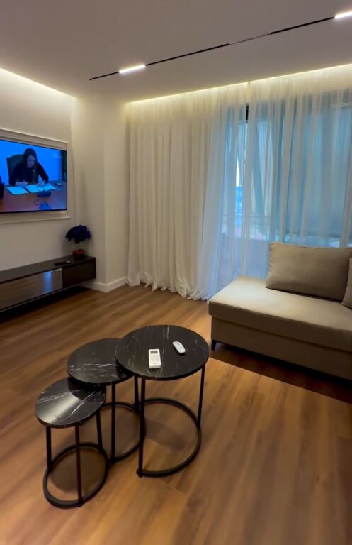 🏡 Apartament 2+1+2 me qira – Rruga Hoxha Tahsim