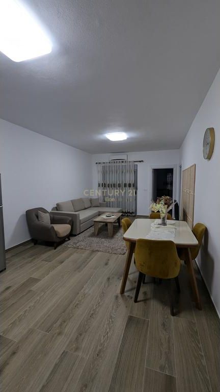 AFFITTASI APPARTAMENTO 2+1 PRESSO UKD, DURRES !