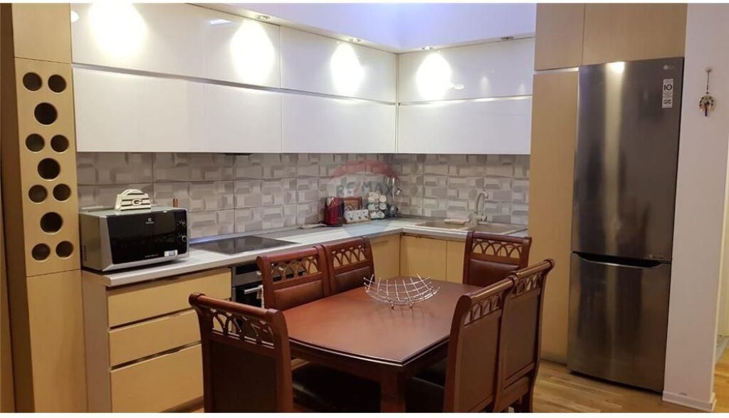 APARTAMENT 2+1 PER QERA TE KOPSHTI BOTANIK, XHAMIA