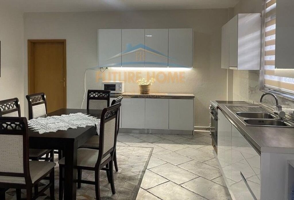 Qira, Apartament 2+1, Rruga Qemal Stafa, Tirane.