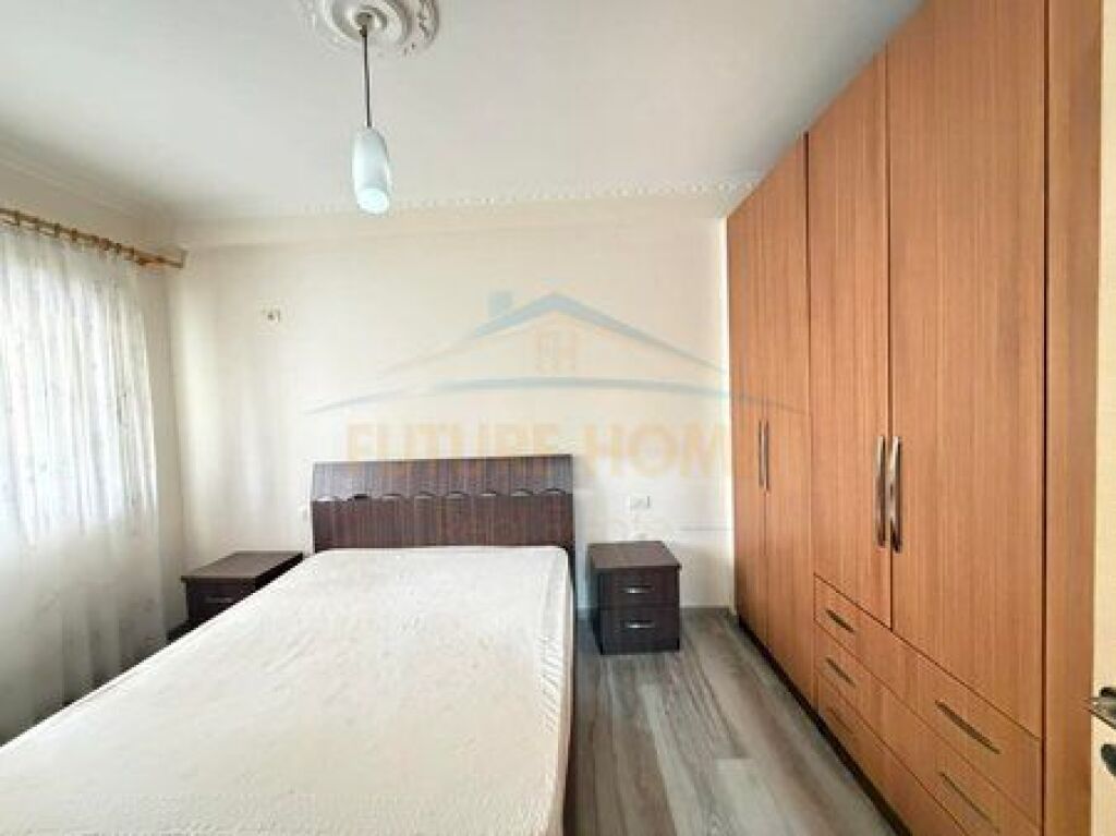 Shitet, Apartament 1+1, Unaza e Re