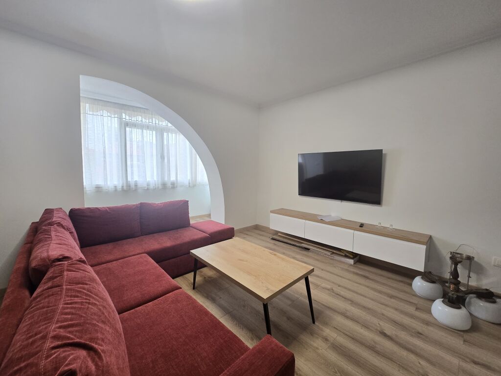 Apartament 1+1 me qera tek Rruga e Elbasanit