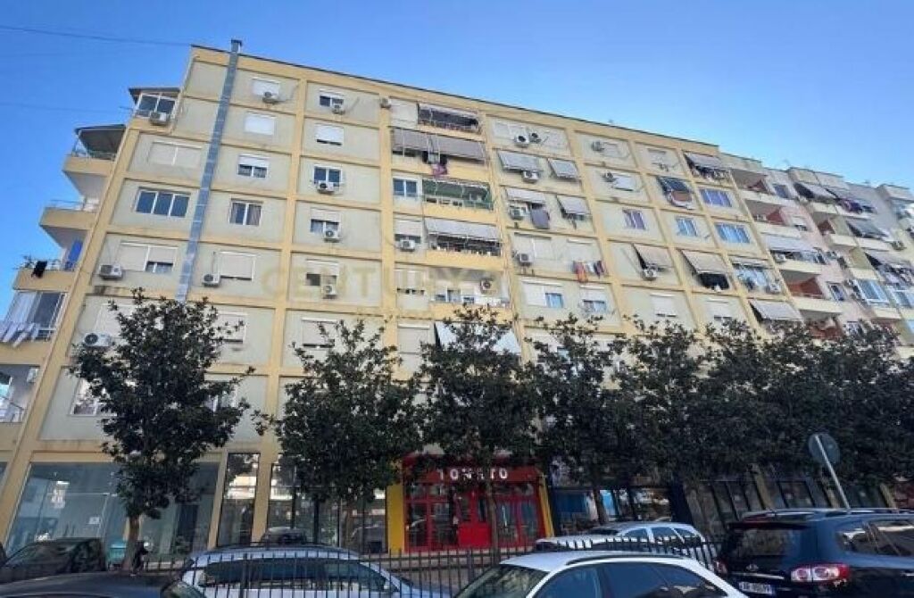 Unità commerciale in affitto – posizione strategica al piano 0