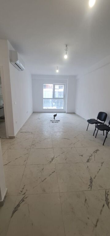 ZYRE ME QERA 80 M2 LAPRAKE 50.000 LEKE FH-65570