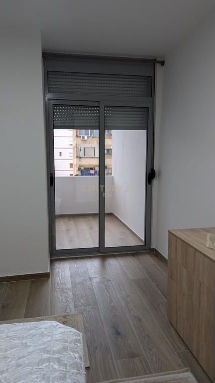 AFFITTASI APPARTAMENTO 2+1 PRESSO UKD, DURRES !