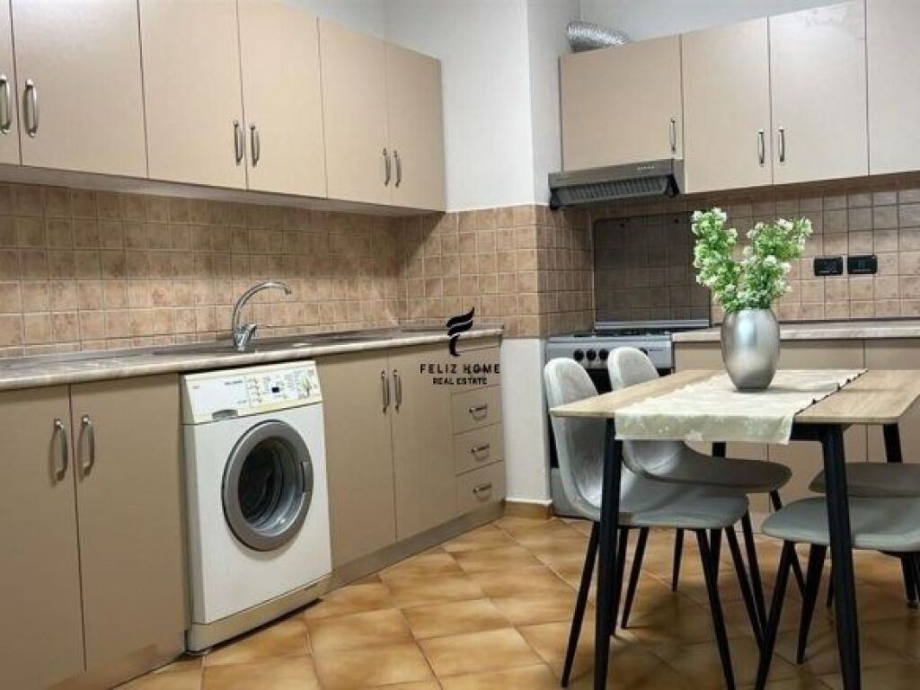 APARTAMENT ME QERA 1+1 BLLOK 65.000 LEKE FH-65555
