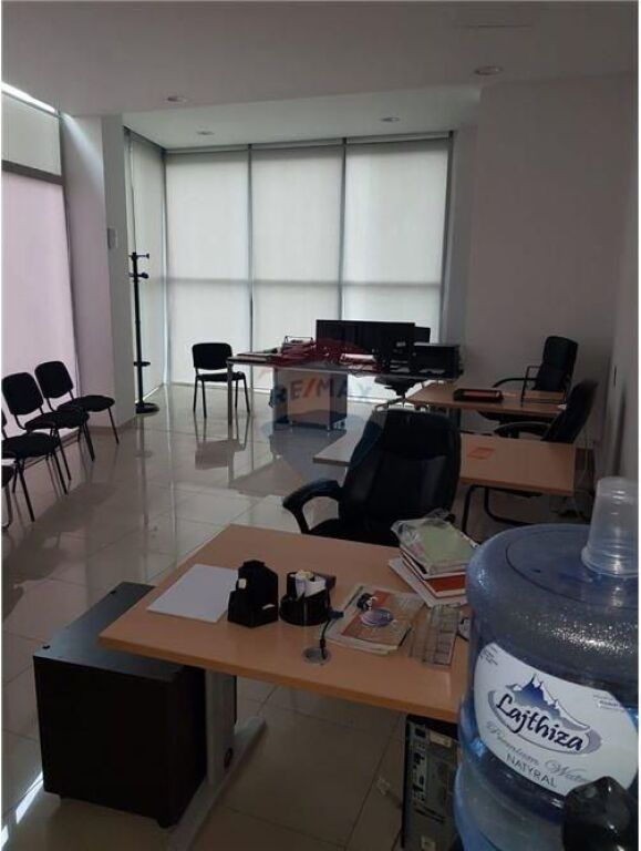 Locale per ufficio, call center, clinica