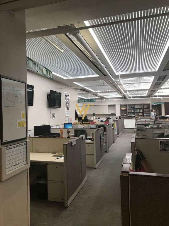 OFFICE 750 M2 FOR RENT IN ASTIR 7,500 EURO