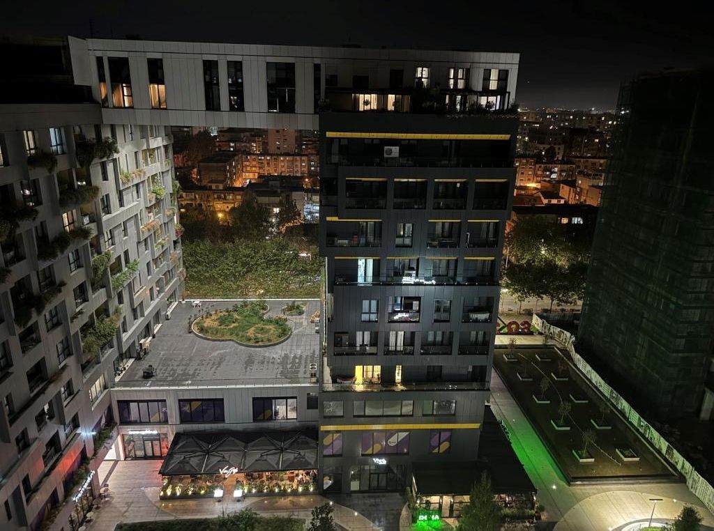 Shitet Super Apartament te Square 21 te Rruga e Kavajes