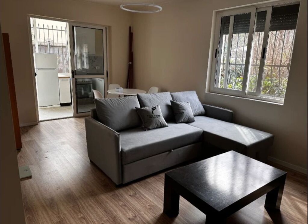 APARTAMENT ME QERA 1+1 21 DHJETORI 55.000 LEKE FH-65580