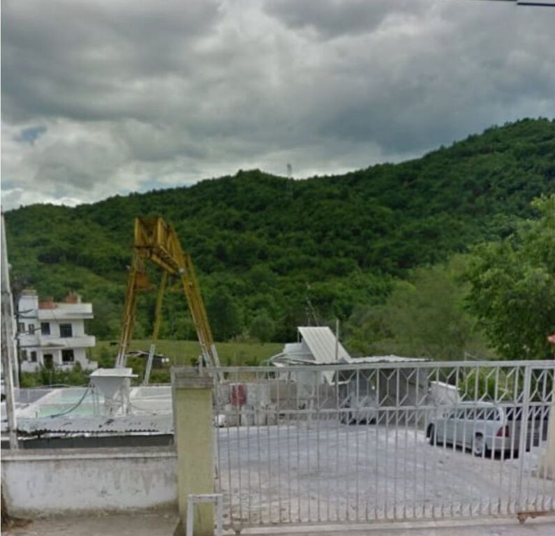 Jepet me qira ambient 1000 m² – 700€/muaj | TEG