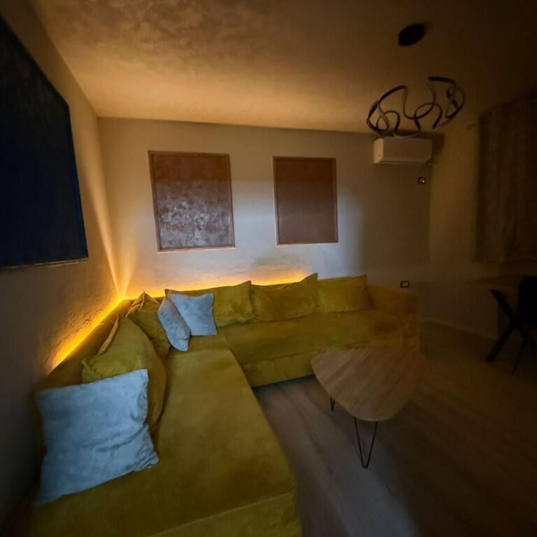 AFFITTASI APPARTAMENTO 1+1+VERANDA - MEDRESEJA, TIRANA