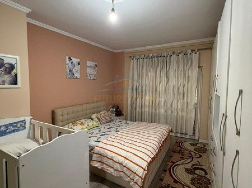 For sale, Apartment 2+1+2, Dry Lake, Tirana