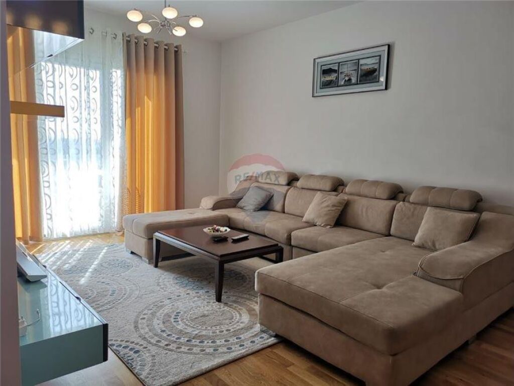 APARTAMENT 2+1 PER QERA TE KOPSHTI BOTANIK, XHAMIA
