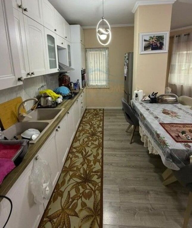 For sale, Apartment 2+1+2, Dry Lake, Tirana