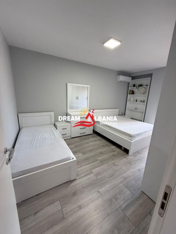 Shitet apartament 2+1 – Zona e 21 Dhjetorit, Prane Hotel Mondialit (ID 41212188) - Więcej