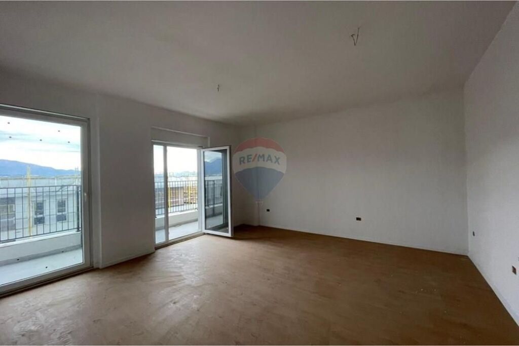 Appartamento 3+1 in vendita a Univers City!