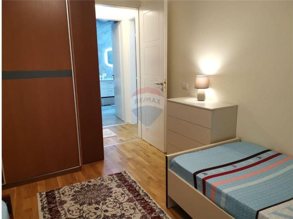APARTAMENT 2+1 PER QERA TE KOPSHTI BOTANIK, XHAMIA