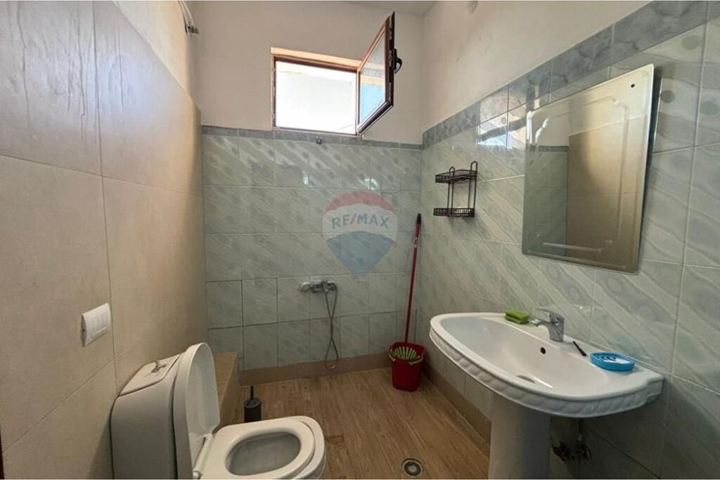3-storey villa for sale, Dhermi