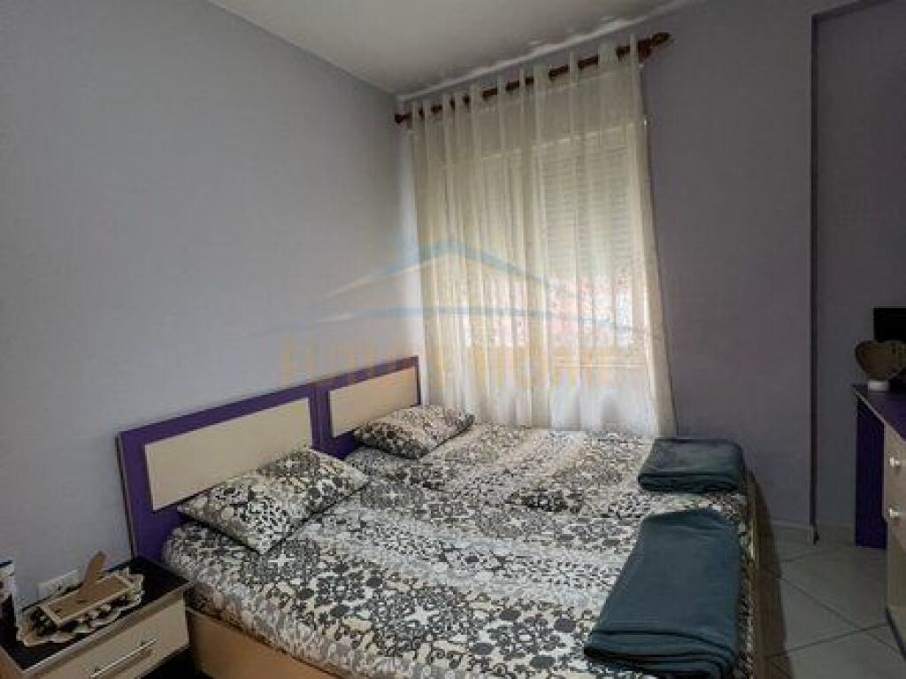 Shitet, Apartament 2+1+2+Post Parkimi, Unaza e Re, Tiranë