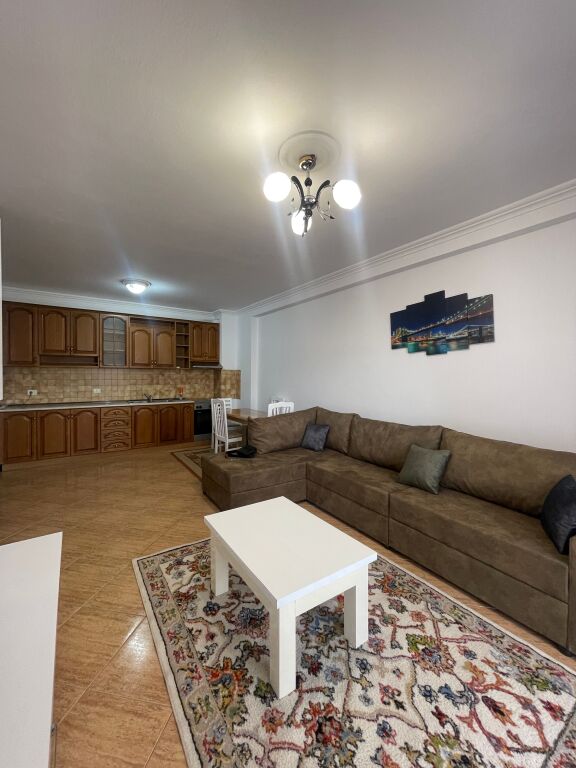 Apartment 2+1+2 for rent at the Commune of Paris