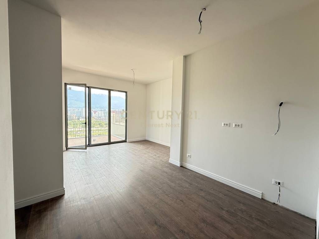 Shitet Apartament 1+1 Bulevardi Ri (Park Avenue) ! 195,000 € Sip. Totale  75m2