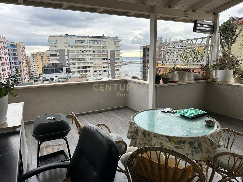 AFFITTIAMO APPARTAMENTO 3+1+2 CON VISTA MARE A VOLLGA DURRES !