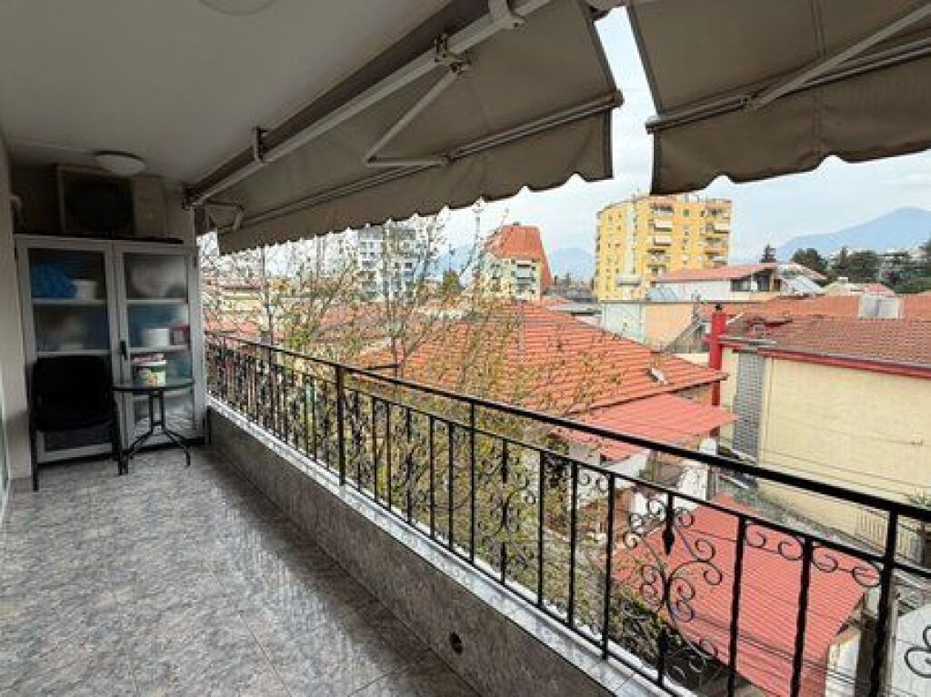 In vendita, Appartamento 2+1, 21 Dhjetori