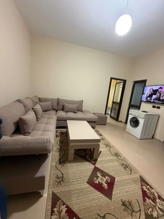 Don Bosko prane Xhamise jepet me wera apartament 1+1 ne shtepi private, prane me Jordan Misja!