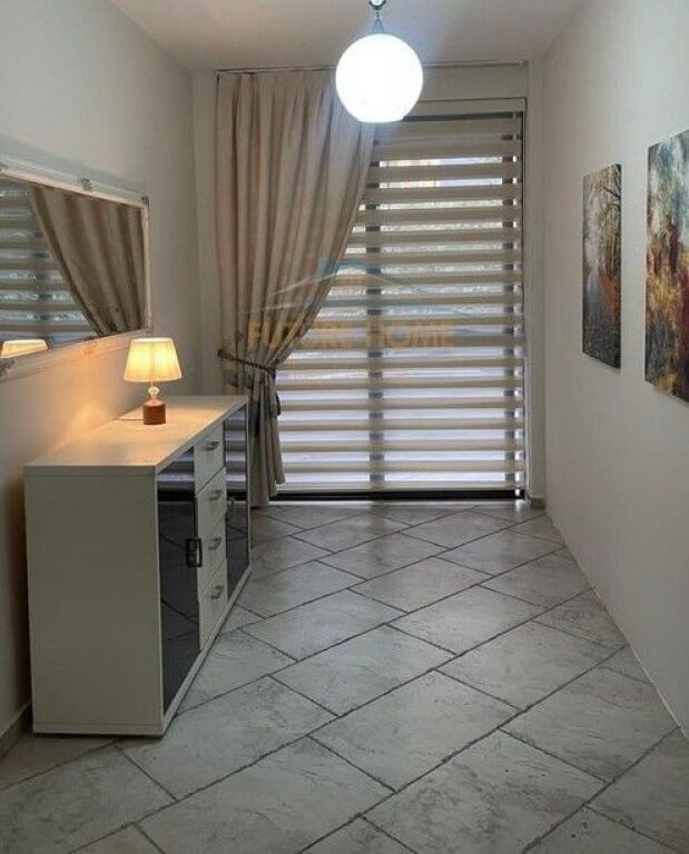 Qira, Apartament 2+1, Rruga Qemal Stafa, Tirane.