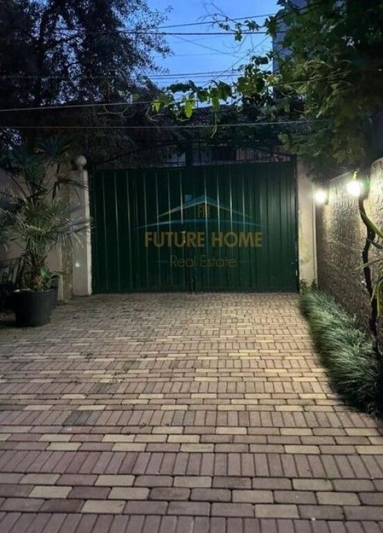 Qira, Apartament 2+1, Rruga Qemal Stafa, Tirane.