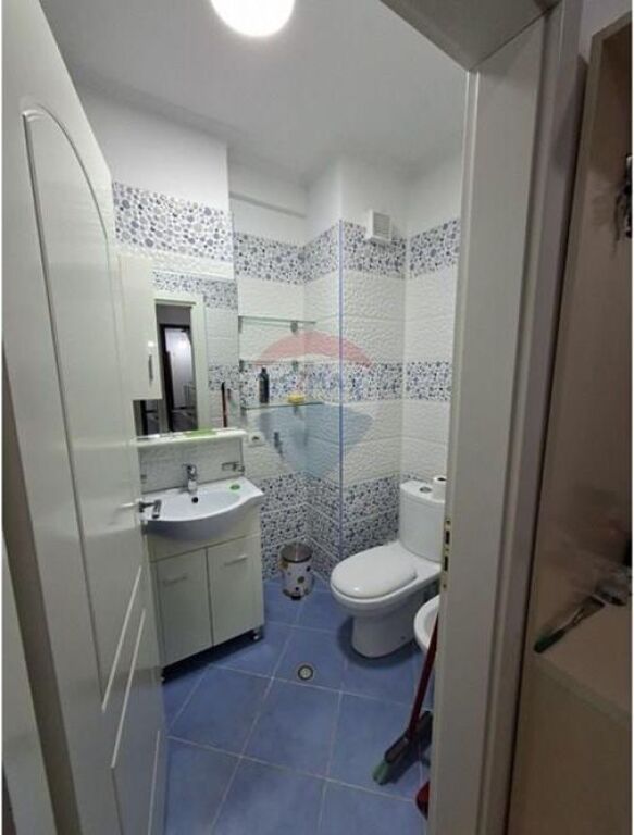 Jepet me Qira Apartament 2+1+2 në Astir