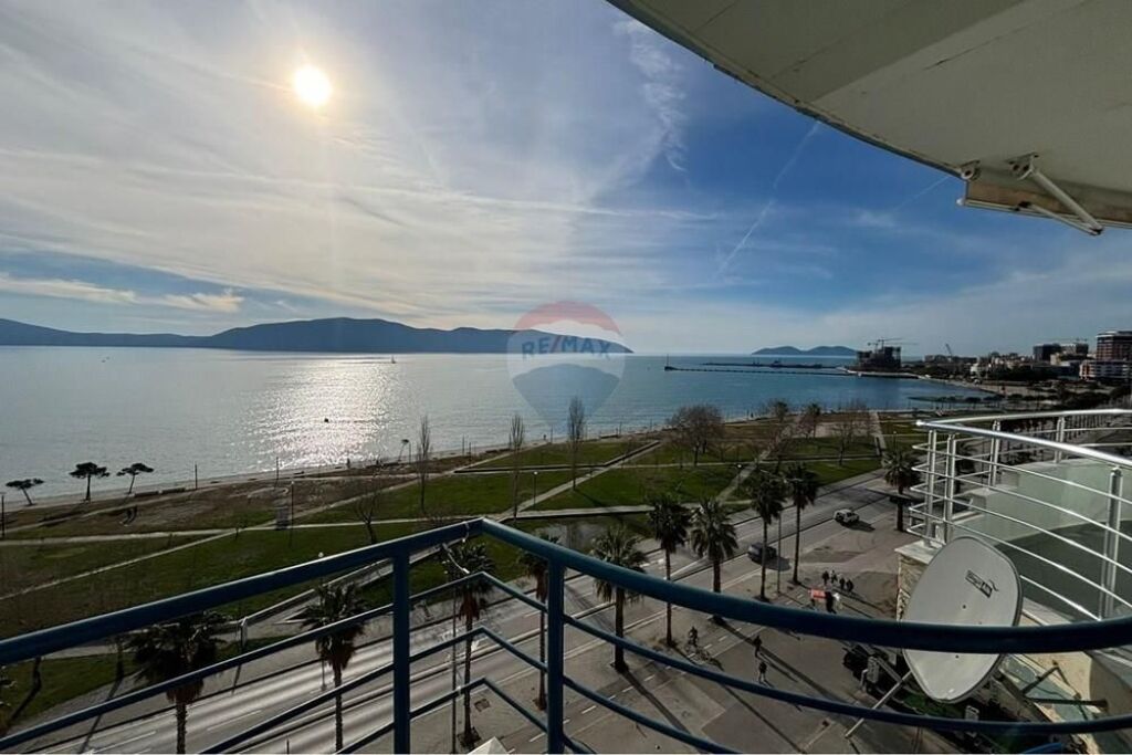 Appartamento 2+1+2 in affitto , Lungomare