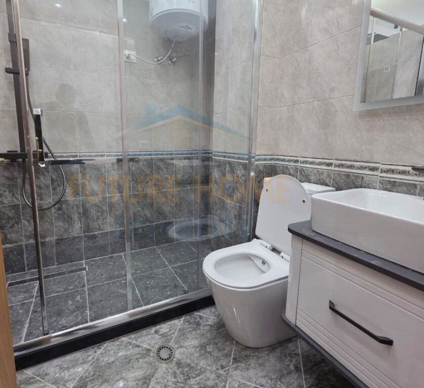Qera, Apartament 2+1+2, Unaza e Re, Tiranë.