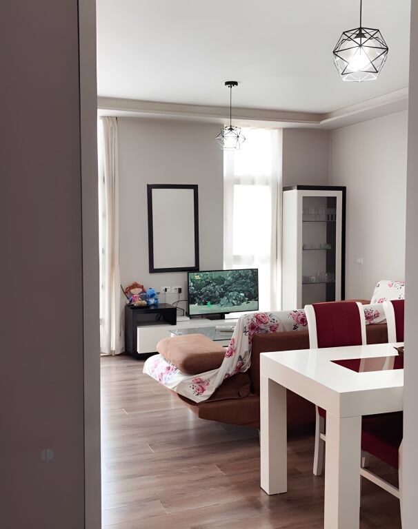 Jepet me Qira Apartament 2+1 – Astir !