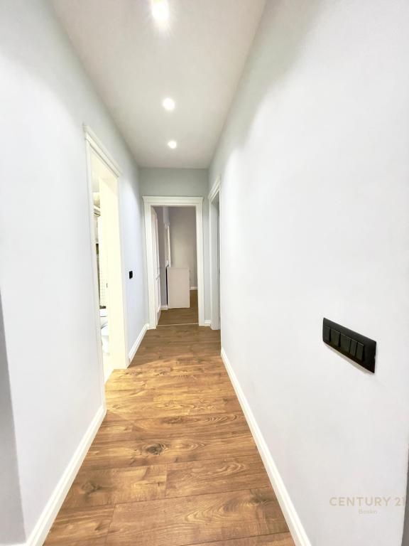 Kopshti Botanik ,Apartament 2+1 per qira 800 € /Muaj Sip. Totale  115m2