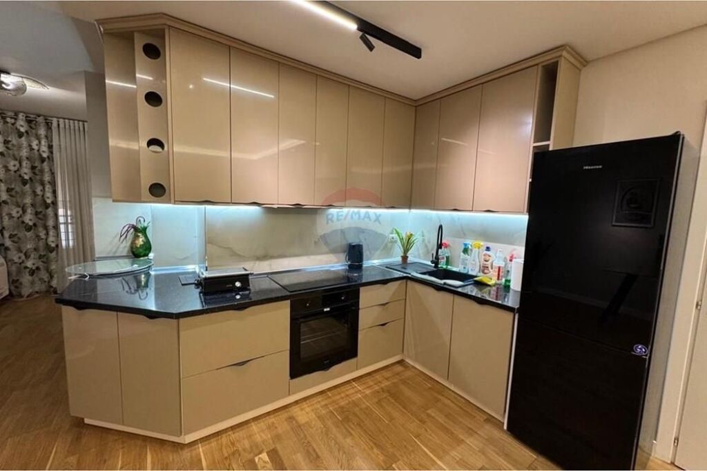 Apartament - Për Qira - Kopshti Zoologjik, Tiranë