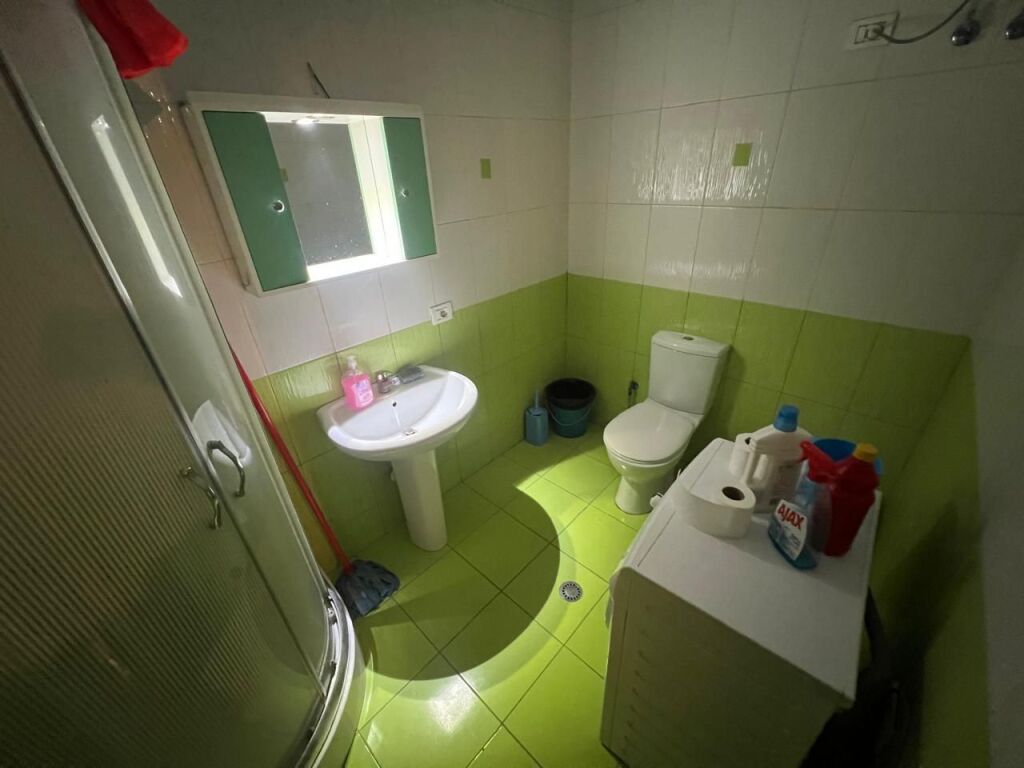 SHITET APARTAMENT 2+1 PRANE DELIJORGJIT