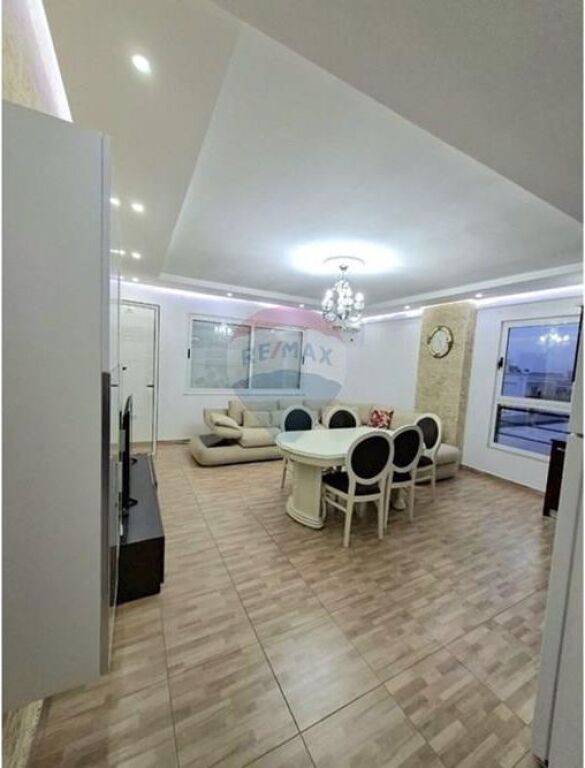 Jepet me Qira Apartament 2+1+2 në Astir