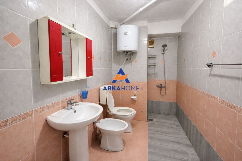 MONOLOCALE IN VENDITA 28M2 "VIA MIHAL GRAMENO, VICINO ALL'ISTITUTO DI IGIENE" 75190 EURO