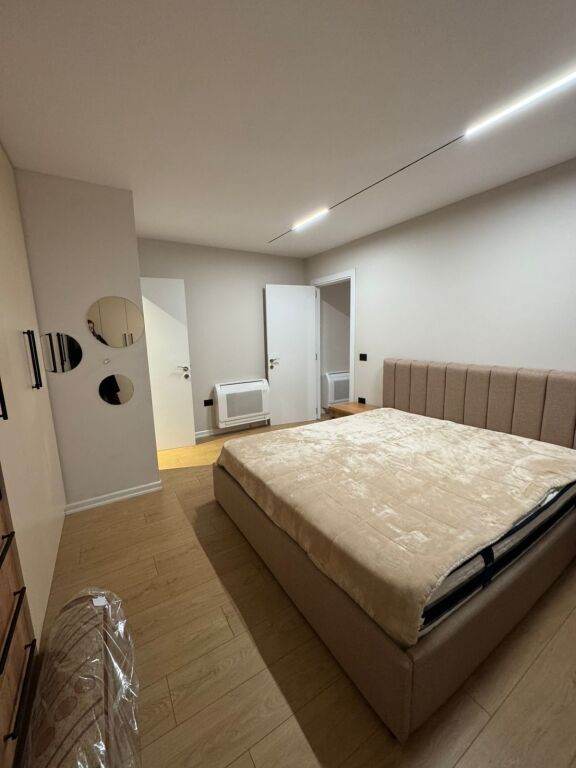 Jepet me qira apartament 2+1, Rruga Dibres !