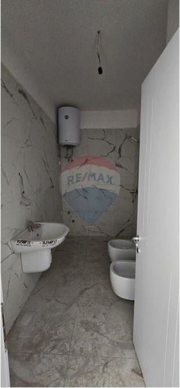 Apartment - For Sale - Former Aviation Field, Tirana