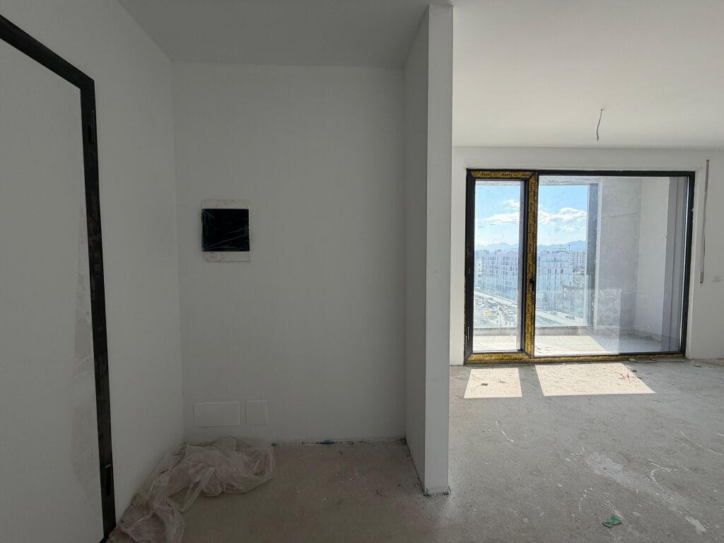 Apartment 2+1+🅿️ for sale at Akses Tirana complex