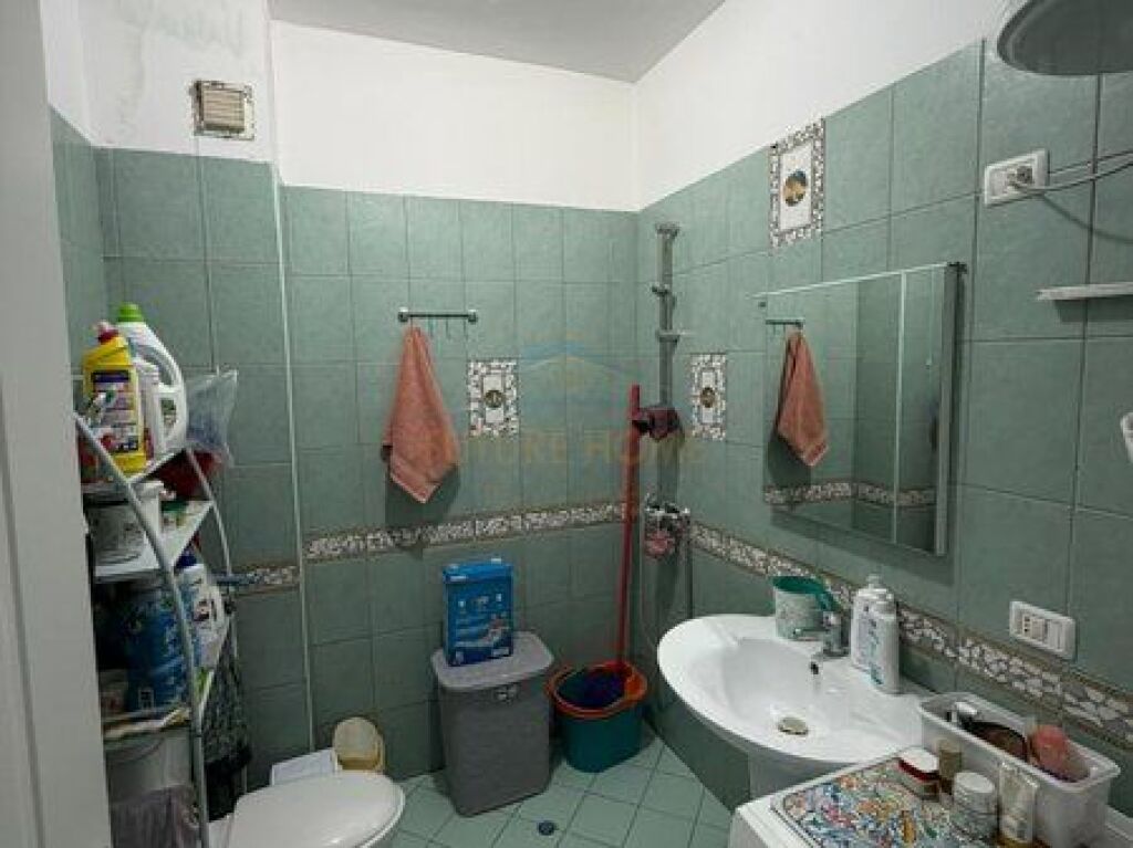 For sale, Apartment 2+1+2, Dry Lake, Tirana