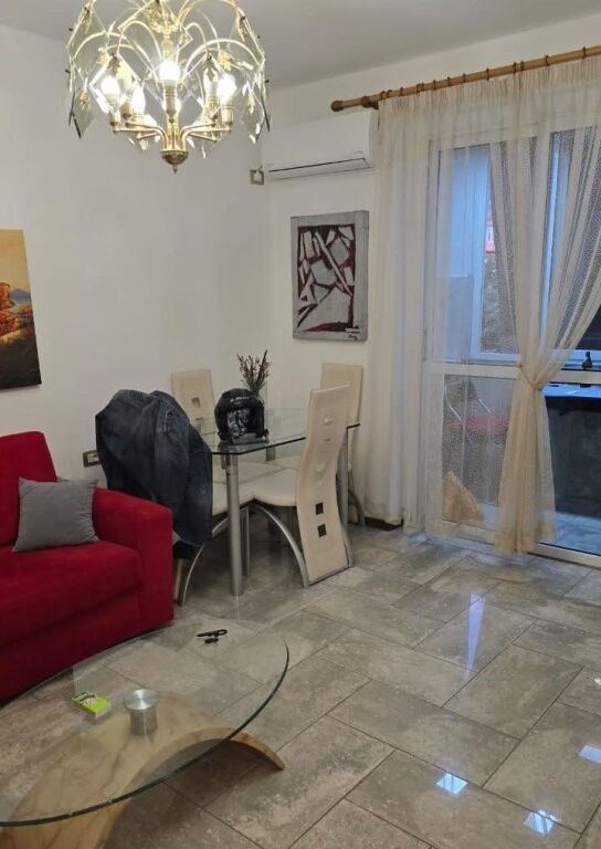 Affittasi appartamento 2+1 – Di fronte alla Medresa !