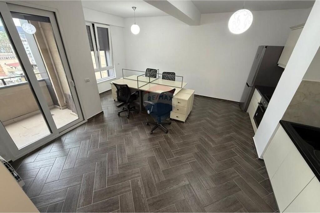 Apartment - For Rent - Myslym Shyri, Tirana