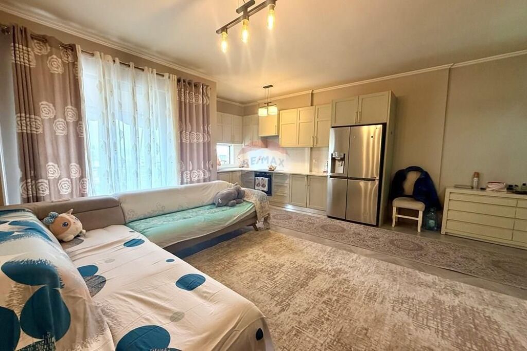 Okazionn Shitet apartament 2+1+2, tek Tower Bridge!